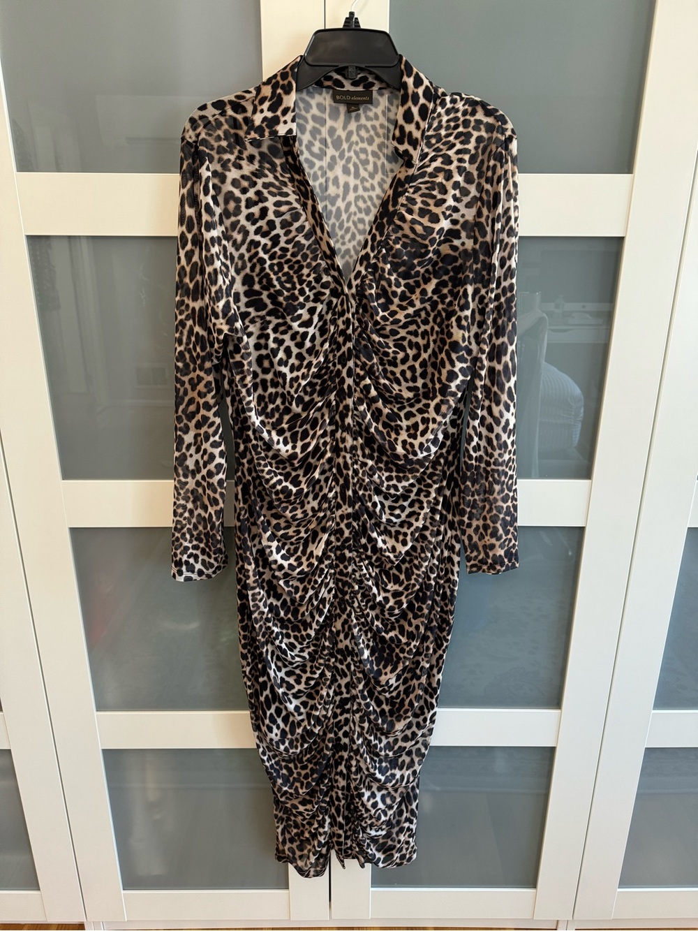 BOLD elements Leopard-Print Ruched Long Sleeve Dress in Brown and Black